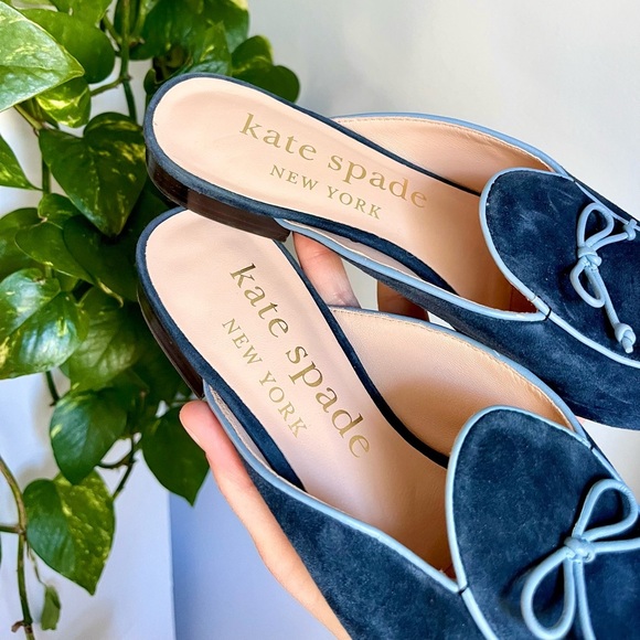 Kate Spade New York Devi Slide in Navy with Bow Tie Detail - Picture 2 of 13